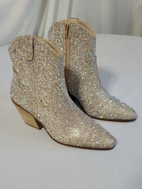 Matisse NWT Harlow Clear Rhinestone-Embellished Cowboy Ankle Boot Champagne Sz 6